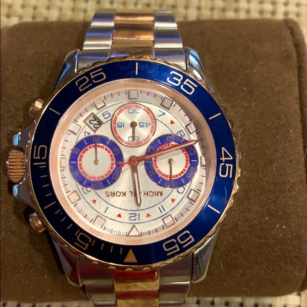 Michaels Kors Men’s S. S. Chromograph watch